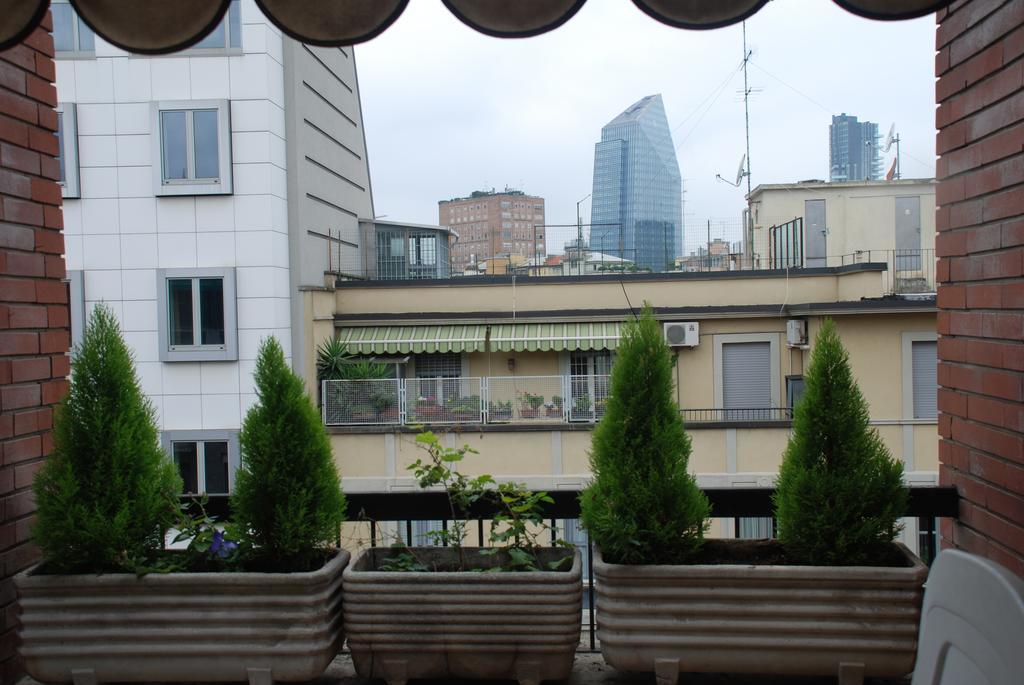 Hotel Mennini Milánó Kültér fotó